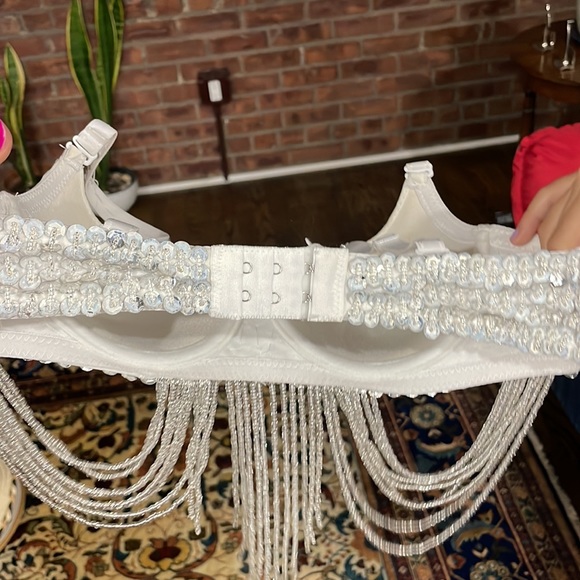 Vintage Belly Dance Top Bra Sequin Beads Clubwear Stage Costumes for Halloween - Picture 8 of 14